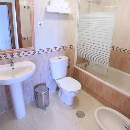 Gemelas Esc 1 2d Apartment *